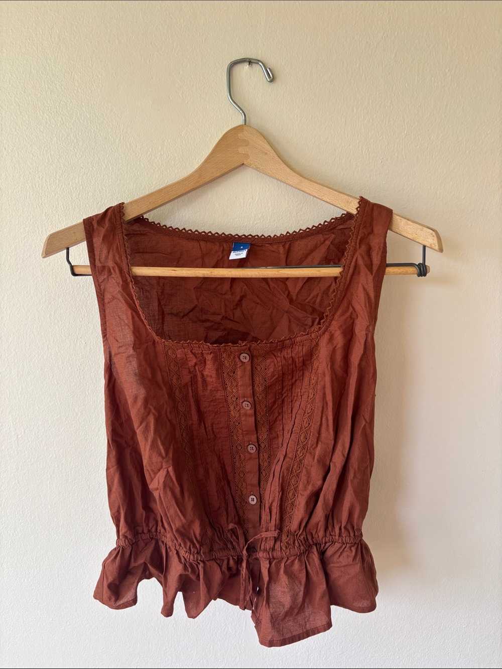 Old Navy Rust Brown Sleeveless Button Front Peplum Top